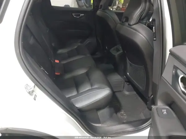YV4L12RK5R1783587 2024 VOLVO XC60 - Image 8