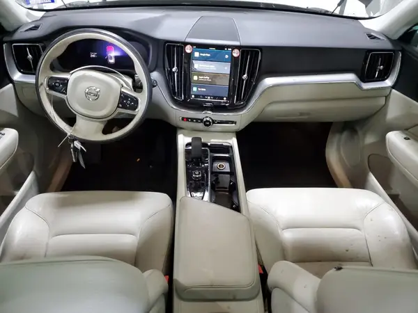 YV4L12RK6R1768046 2024 VOLVO XC60 - Image 8
