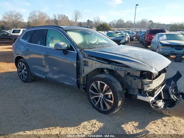 YV4L12RK9N1906642 2022 VOLVO XC60 - Image 1