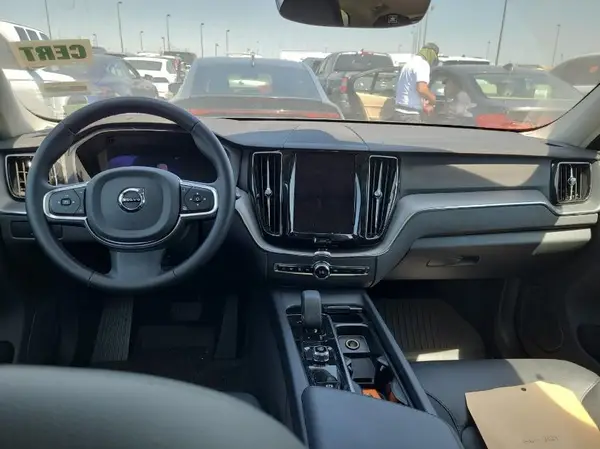 YV4L12RKXR1929613 2024 VOLVO XC60 - Image 2