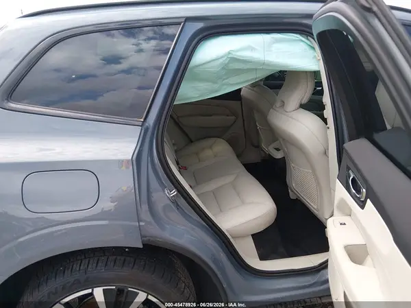 YV4L12RL0R1713472 2024 VOLVO XC60 - Image 8