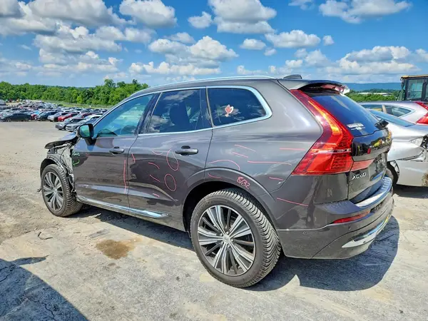 YV4L12RL1N1921645 2022 VOLVO XC60 - Image 2
