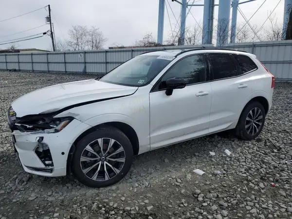 YV4L12RL1R1711424 2024 VOLVO XC60 - Image 1