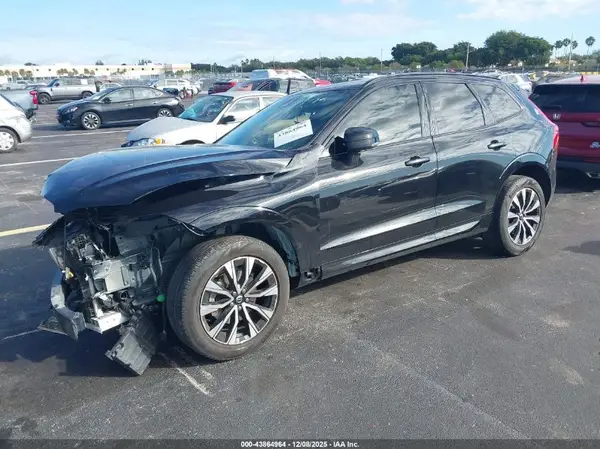 YV4L12RL2R1750636 2024 VOLVO XC60 - Image 2