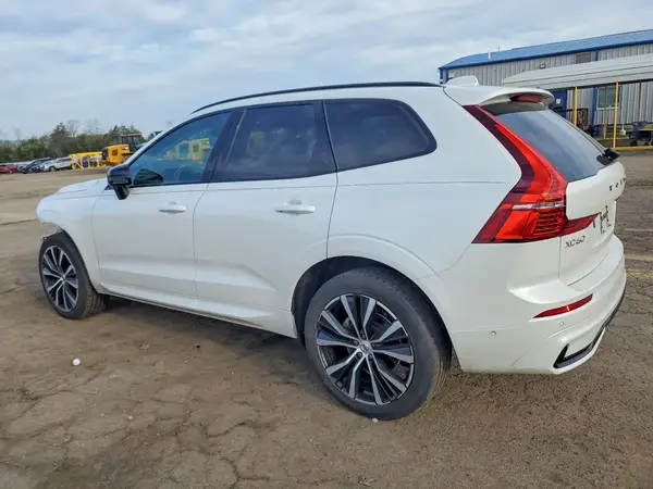YV4L12RL2R1776427 2024 VOLVO XC60 - Image 2