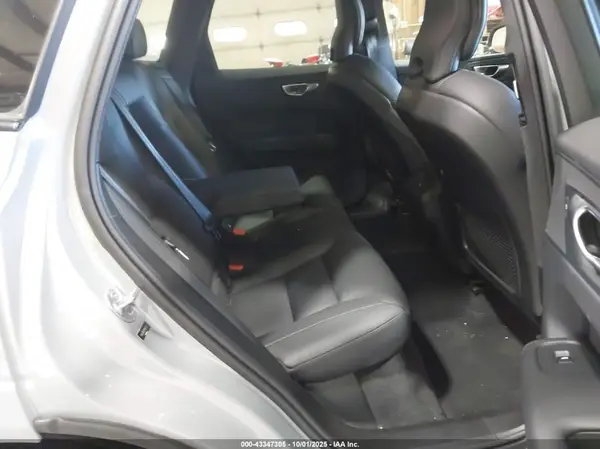 YV4L12RL2R1812925 2024 VOLVO XC60 - Image 8