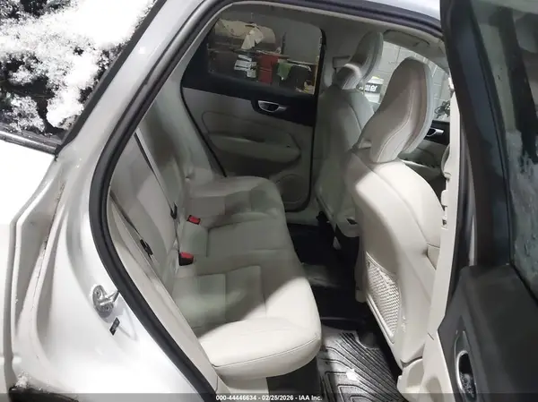 YV4L12RL2R1825304 2024 VOLVO XC60 - Image 8