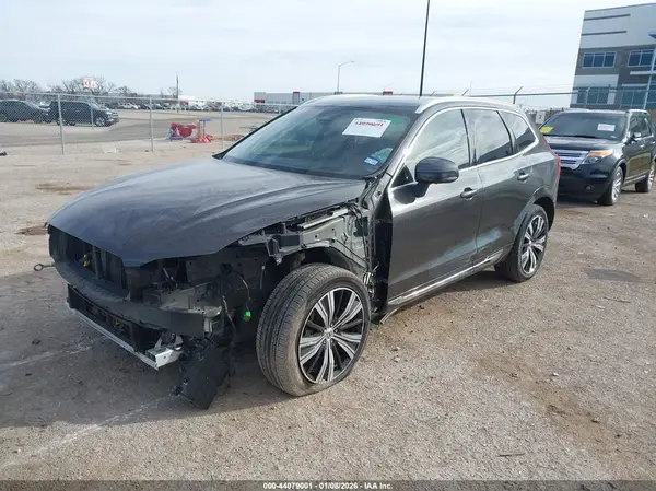 YV4L12RL3N1074210 2022 VOLVO XC60 - Image 2