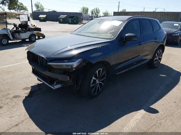 YV4L12RL3R1776114 2024 VOLVO XC60 - Image 2