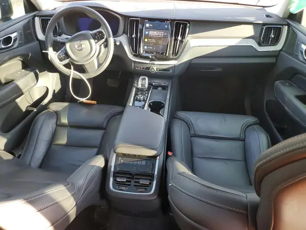 YV4L12RL4N1079206 2022 VOLVO XC60 - Image 8