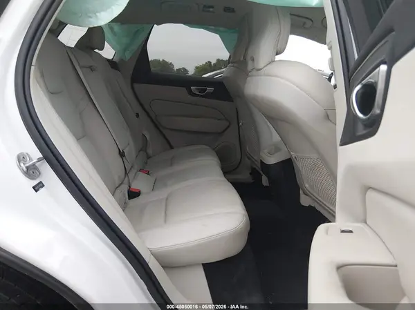 YV4L12RL4R1712020 2024 VOLVO XC60 - Image 8