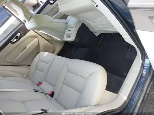YV4L12RL4R1800842 2024 VOLVO XC60 - Image 8