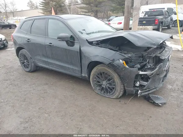 YV4L12RL4R1884046 2024 VOLVO XC60 - Image 1