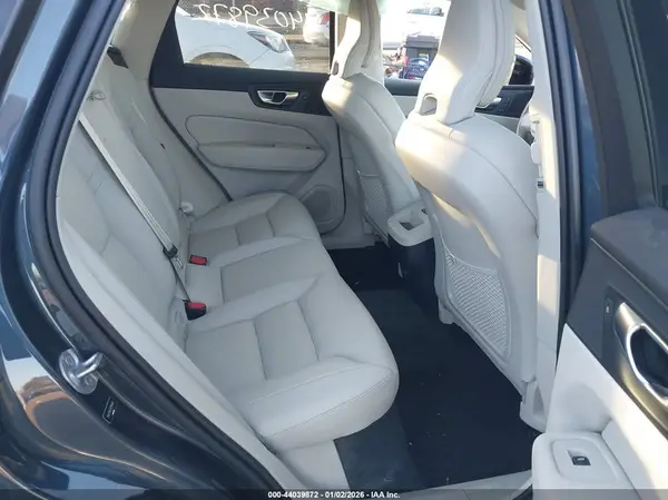YV4L12RL5R1714469 2024 VOLVO XC60 - Image 8