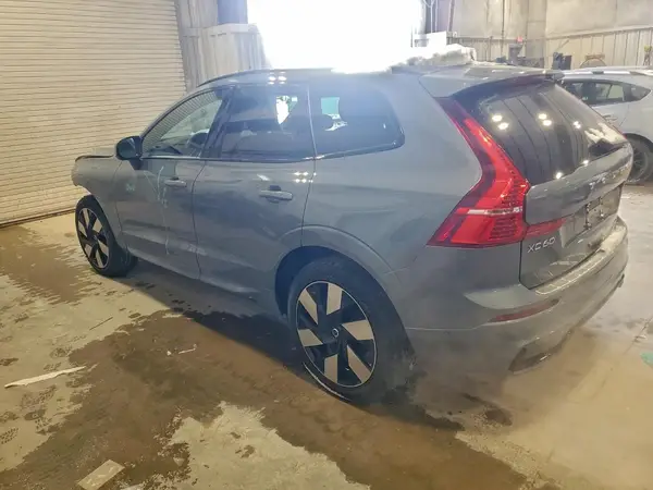 YV4L12RL5R1750372 2024 VOLVO XC60 - Image 2