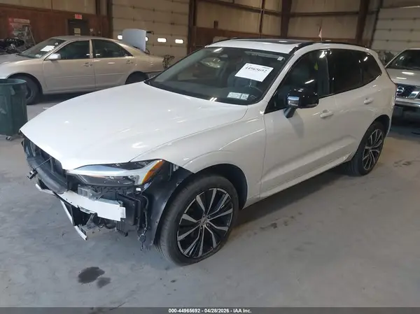 YV4L12RL6R1715498 2024 VOLVO XC60 - Image 2