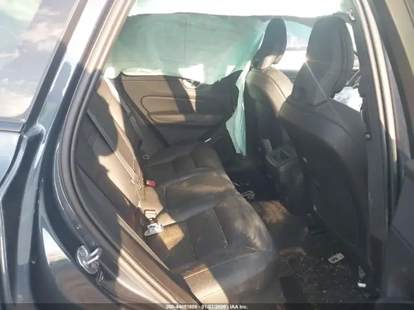 YV4L12RL6R1822910 2024 VOLVO XC60 - Image 8