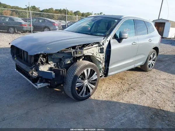 YV4L12RL7N1018285 2022 VOLVO XC60 - Image 2