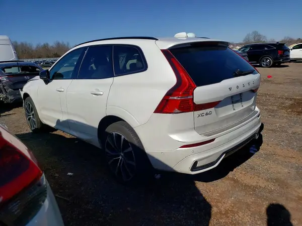 YV4L12RL7R1840784 2024 VOLVO XC60 - Image 2