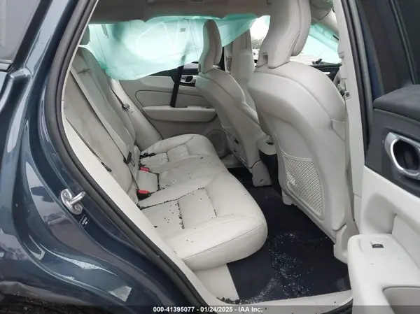 YV4L12RL8P1352795 2023 VOLVO XC60 - Image 8
