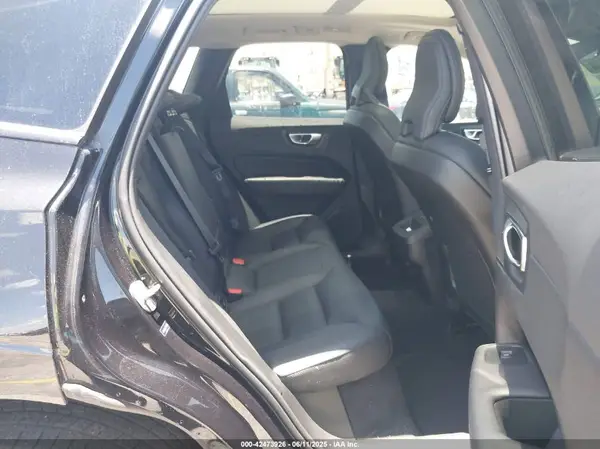 YV4L12RL8R1776951 2024 VOLVO XC60 - Image 8