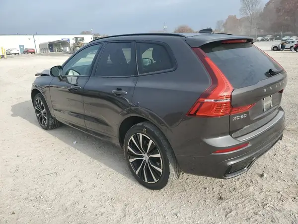 YV4L12RL8R1836422 2024 VOLVO XC60 - Image 2