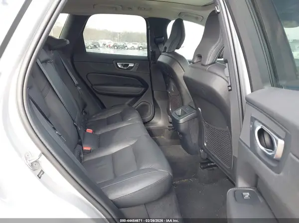 YV4L12RL9R1886374 2024 VOLVO XC60 - Image 8
