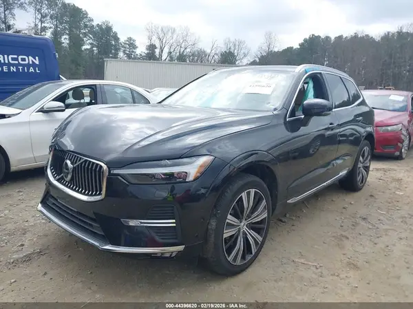 YV4L12RLXN1904567 2022 VOLVO XC60 - Image 2