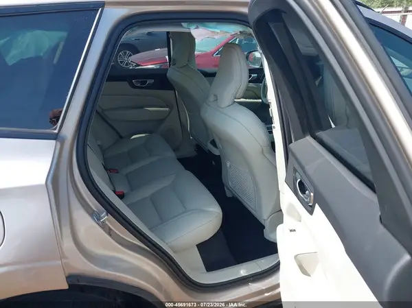 YV4L12RM4R1819125 2024 VOLVO XC60 - Image 8