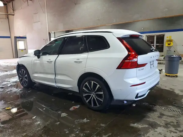 YV4L12RM7R1873485 2024 VOLVO XC60 - Image 2