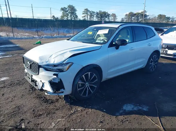 YV4L12RM8R1840964 2024 VOLVO XC60 - Image 2