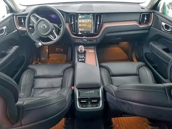 YV4L12RM9R1912383 2024 VOLVO XC60 - Image 8
