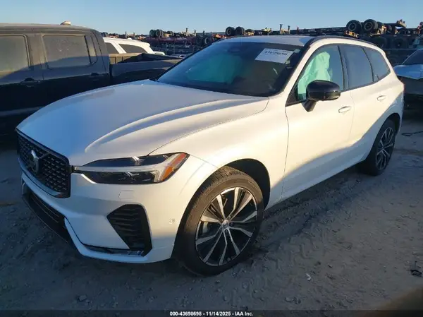 YV4L12RMXR1792108 2024 VOLVO XC60 - Image 2