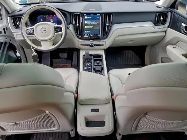 YV4L12RN0P1253745 2023 VOLVO XC60 - Image 8