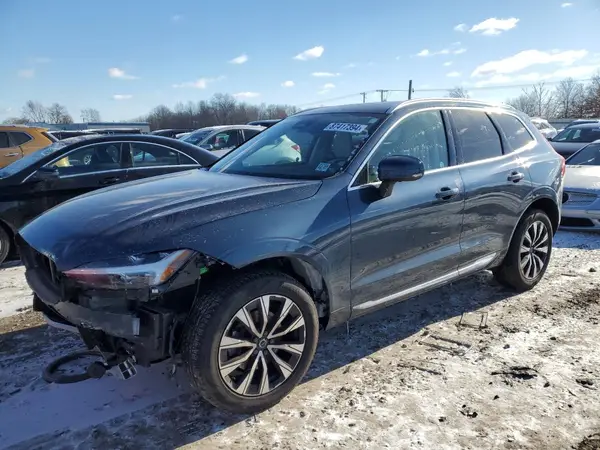 YV4L12RN0P1272294 2023 VOLVO XC60 - Image 1