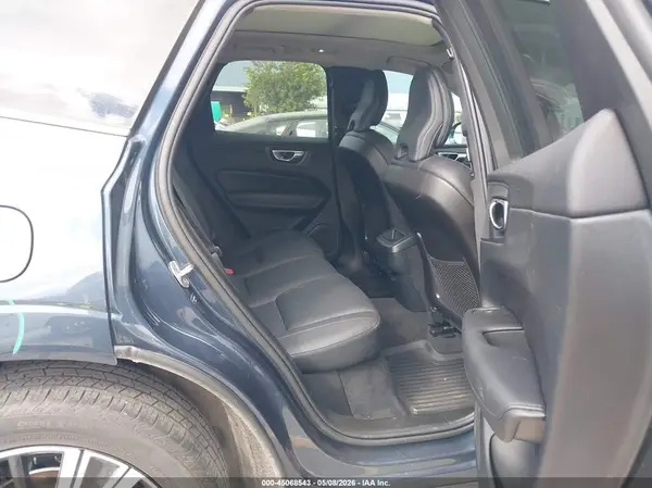 YV4L12RN2P1338084 2023 VOLVO XC60 - Image 8