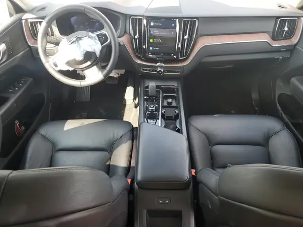 YV4L12RN3P1374737 2023 VOLVO XC60 - Image 8