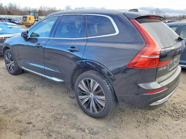 YV4L12RN6P1238716 2023 VOLVO XC60 - Image 2