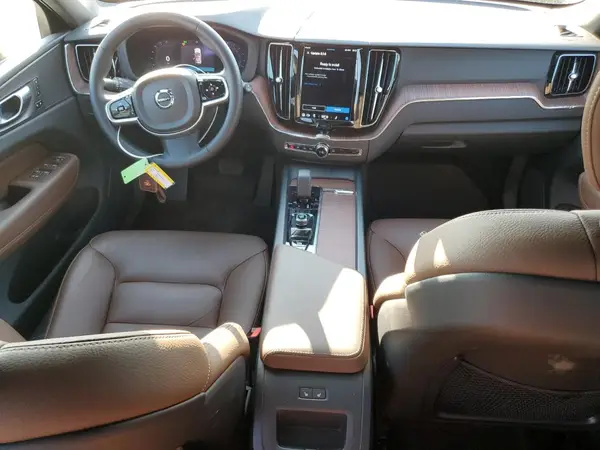 YV4L12RN9P1345842 2023 VOLVO XC60 - Image 8