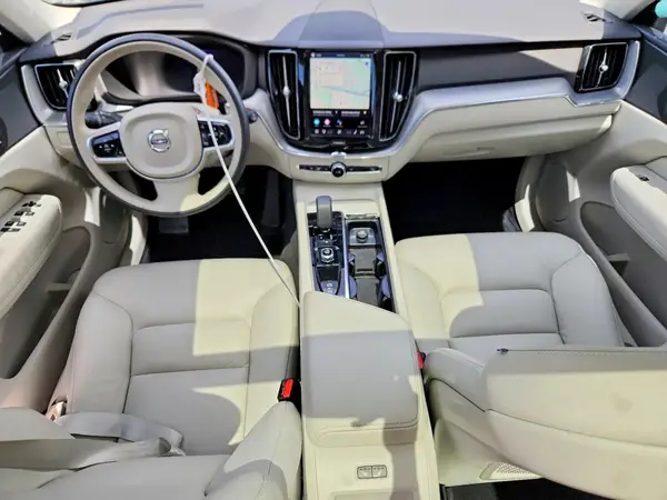 YV4L12RV6P1369323 2023 VOLVO XC60 - Image 8