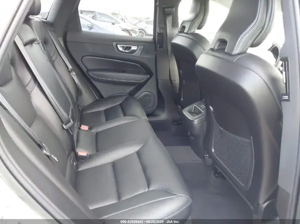 YV4L12RV7P1375504 2023 VOLVO XC60 - Image 8