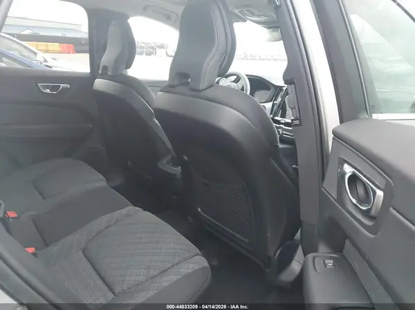 YV4L12RV8P1225904 2023 VOLVO XC60 - Image 8