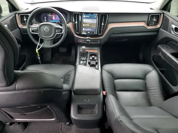 YV4L12RW0P1294949 2023 VOLVO XC60 - Image 8
