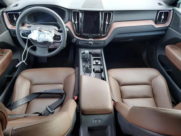 YV4L12RW0P1374266 2023 VOLVO XC60 - Image 8