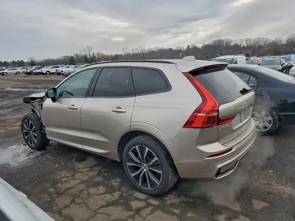 YV4L12RW2P1244019 2023 VOLVO XC60 - Image 2