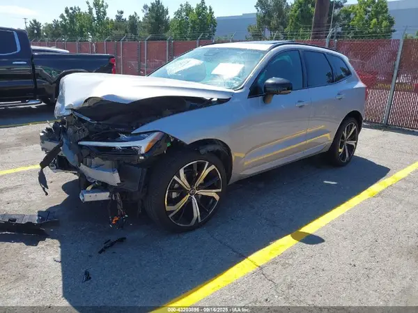 YV4L12RX0P1278582 2023 VOLVO XC60 - Image 2