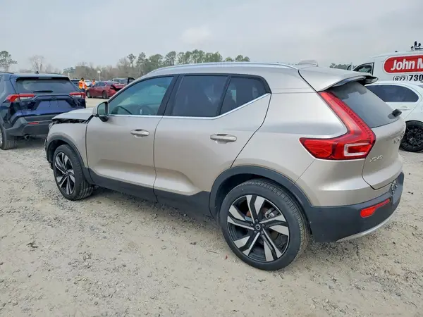 YV4L12UA5P2054382 2023 VOLVO XC40 - Image 2
