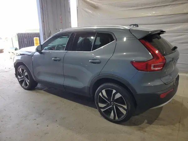 YV4L12UA7P2981111 2023 VOLVO XC40 - Image 2