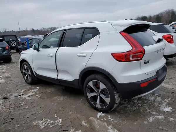 YV4L12UA8P2962244 2023 VOLVO XC40 - Image 2