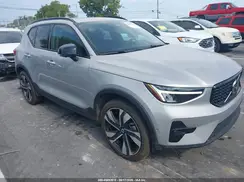 YV4L12UC0S2593227 2025 VOLVO XC40